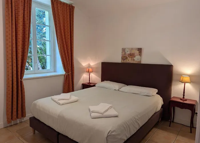 Familial Avec Piscine Chauffée, Jardin Clos, équipement Bébé, Au Cœur D'une Propriété Viticole. - Fr-1-653-70 Сasa de vacaciones