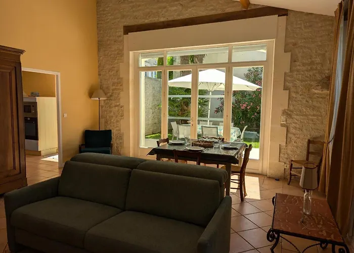 Сasa de vacaciones Familial Avec Piscine Chauffée, Jardin Clos, équipement Bébé, Au Cœur D'une Propriété Viticole. - Fr-1-653-70 Saint-Cybardeaux