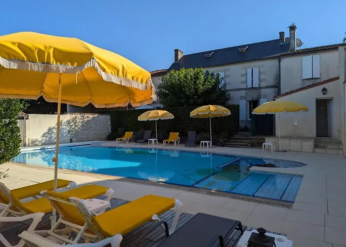 Familial Avec Piscine Chauffée, Jardin Clos, équipement Bébé, Au Cœur D'une Propriété Viticole. - Fr-1-653-70 Сasa de vacaciones